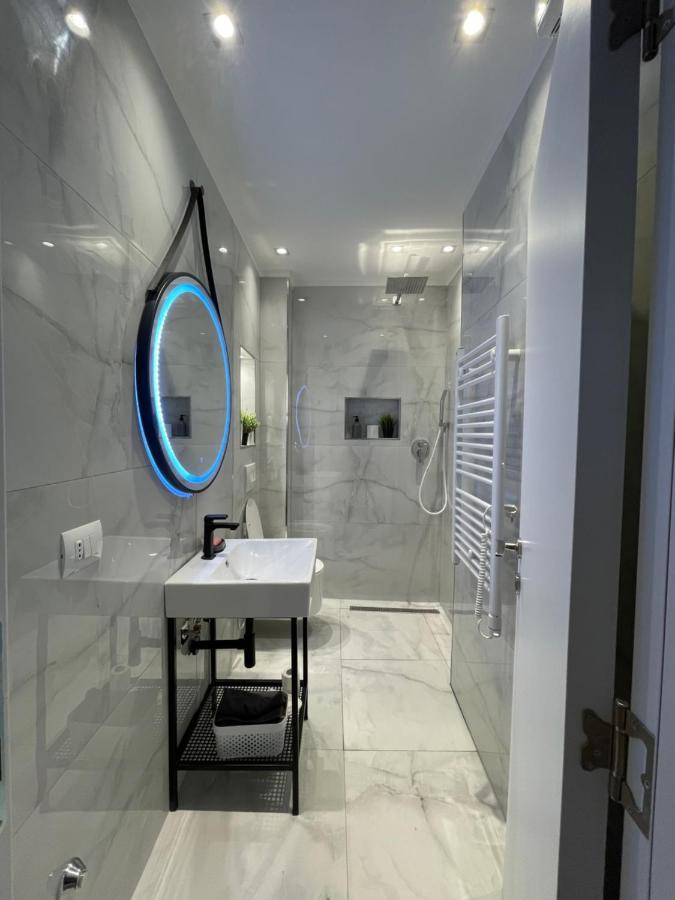 Lovely New Apartment Near Tirana'S Artificial Lake Buitenkant foto